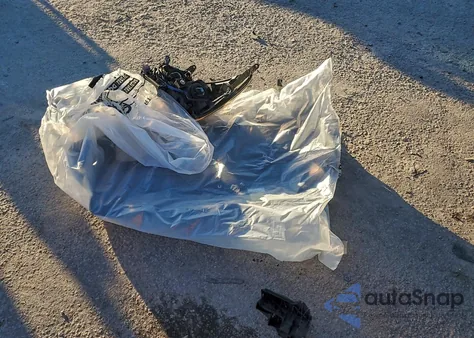 2017 Subaru Forester 2.5I from USA, damaged, VIN JF2SJABC3HH421583